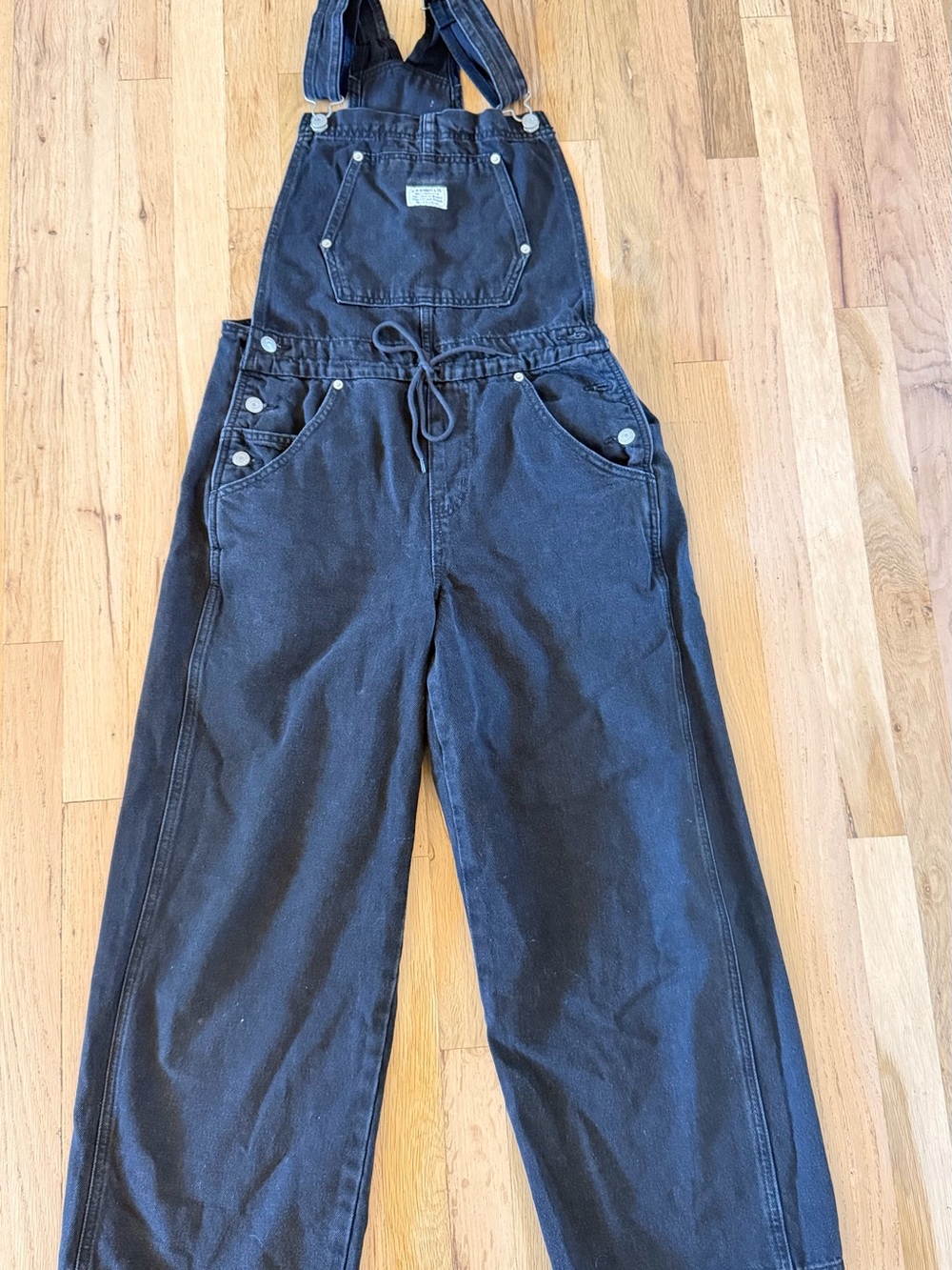 Levi apron Overalls - Picture 3 of 4